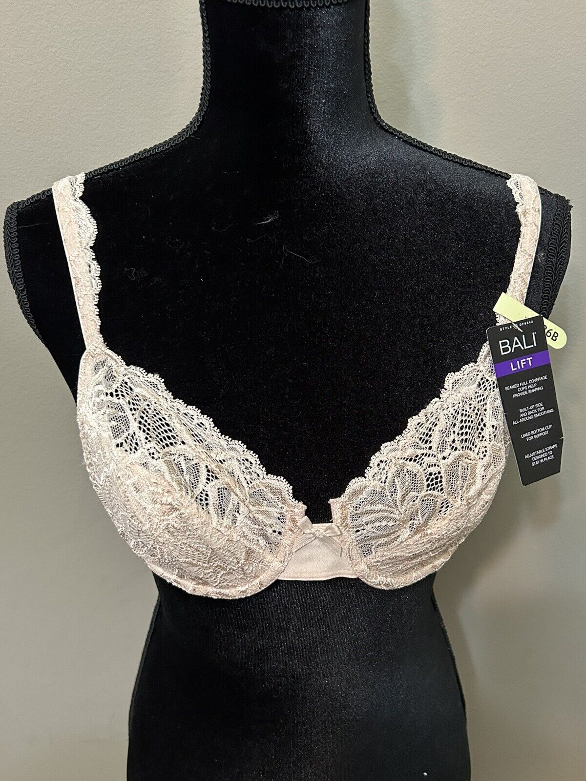 New Bali Women DF6543 Lace Lace Trim Underwire Bra, Champagne Shimmer