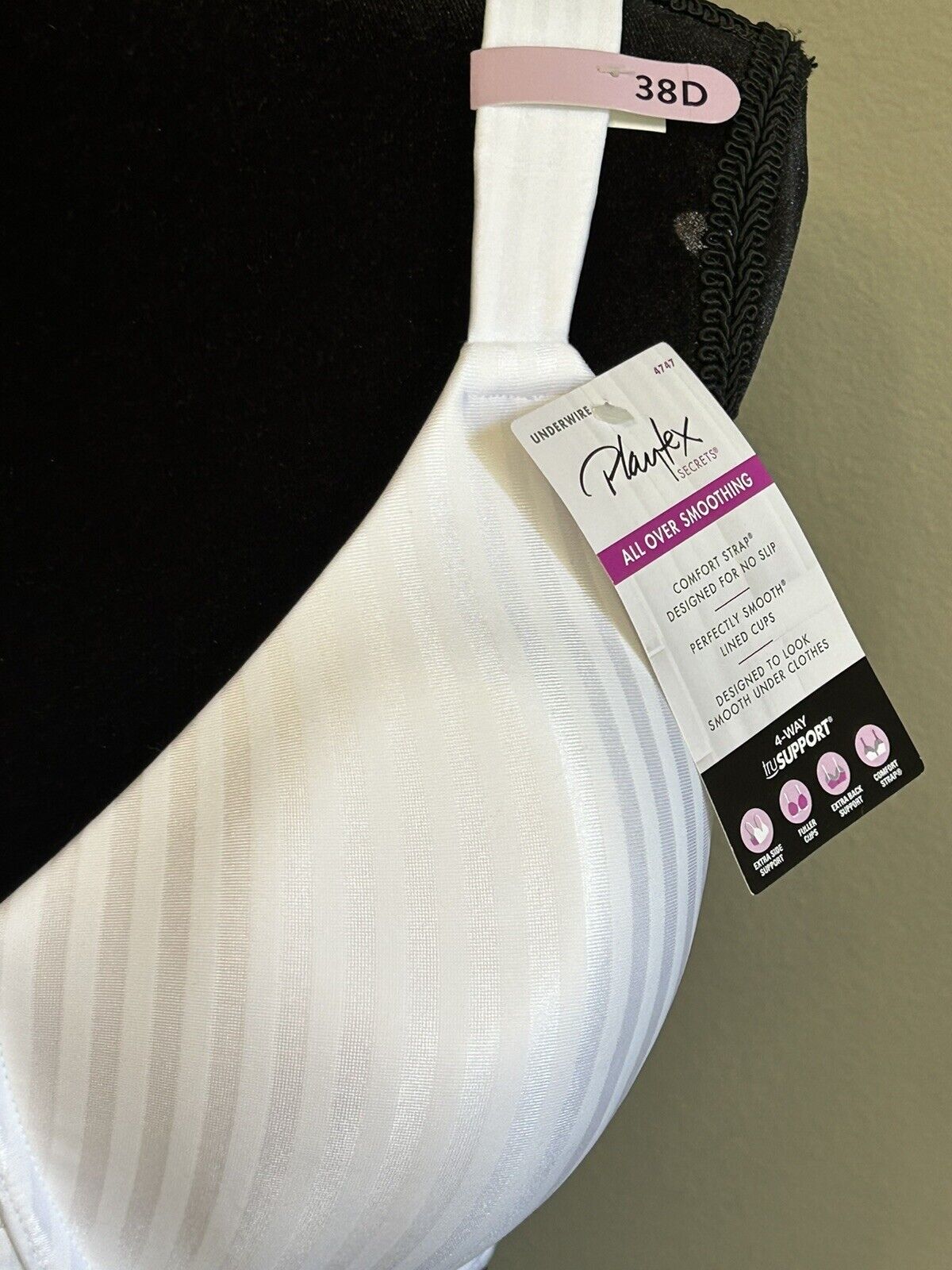 New Bra Playtex Secrets Perfectly Smooth T-Shirt White