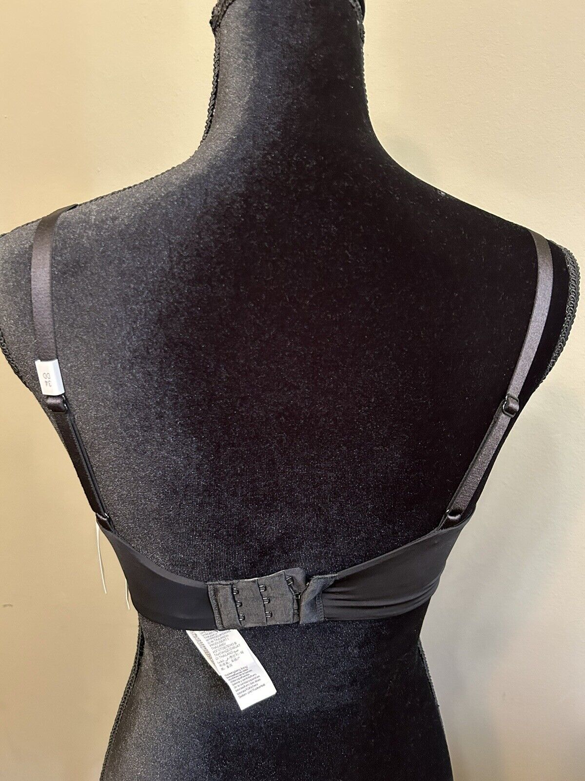 Calvin Klein Underwear Seductive Lift Bra Black Women’s