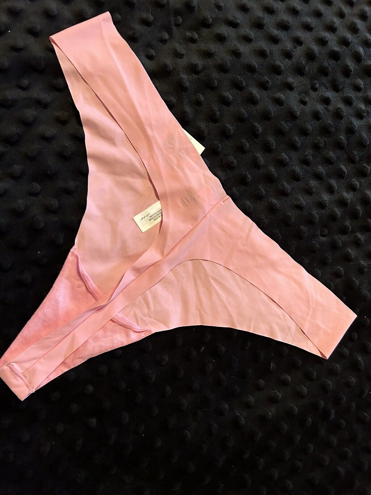 Jenni Women’s No-Show Invisible Seamless Cali Pink Thong Panty Underwear