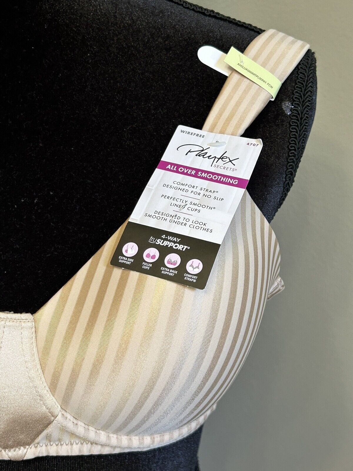 Playtex Smooth Wirefree Bra Secrets Perfectly Seamless No-Slip Comfort Strap