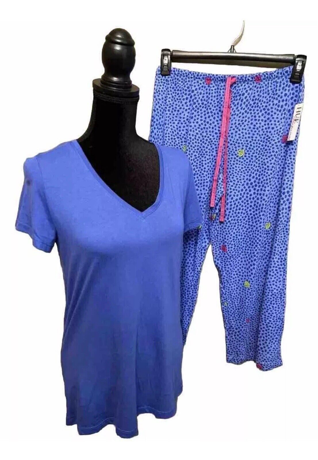 Hue Women’s Capri Pajama Lounge Two Piece Matching Set