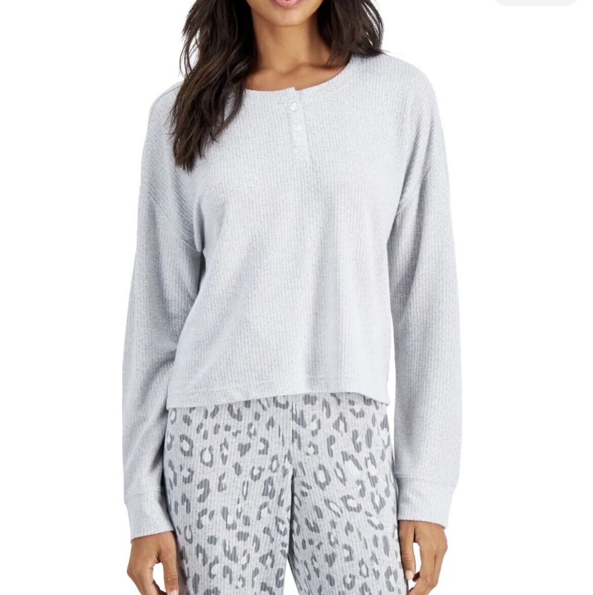 Jenni Women’s Long Sleeve Grey Heather Pajama Super Soft Top