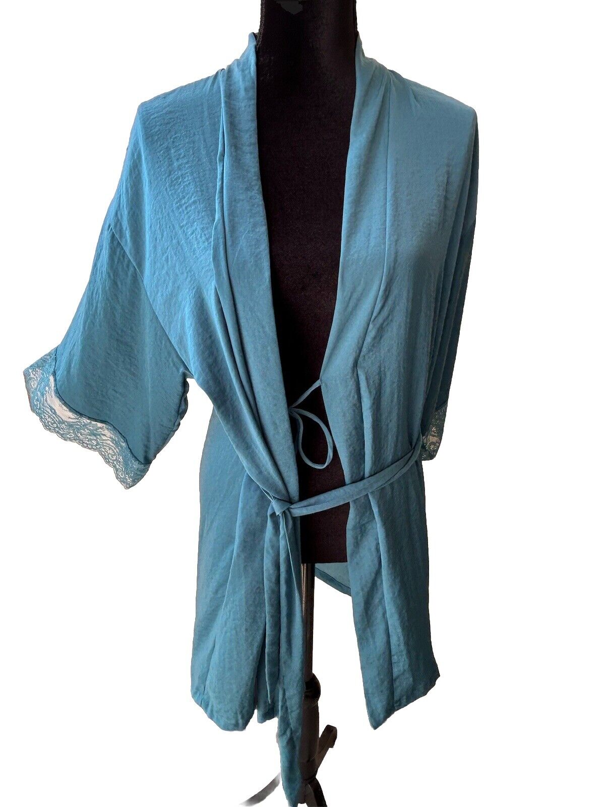 LINEA DONATELLA Intimates Turquoise Satin Lace-Trim Hammered Robe