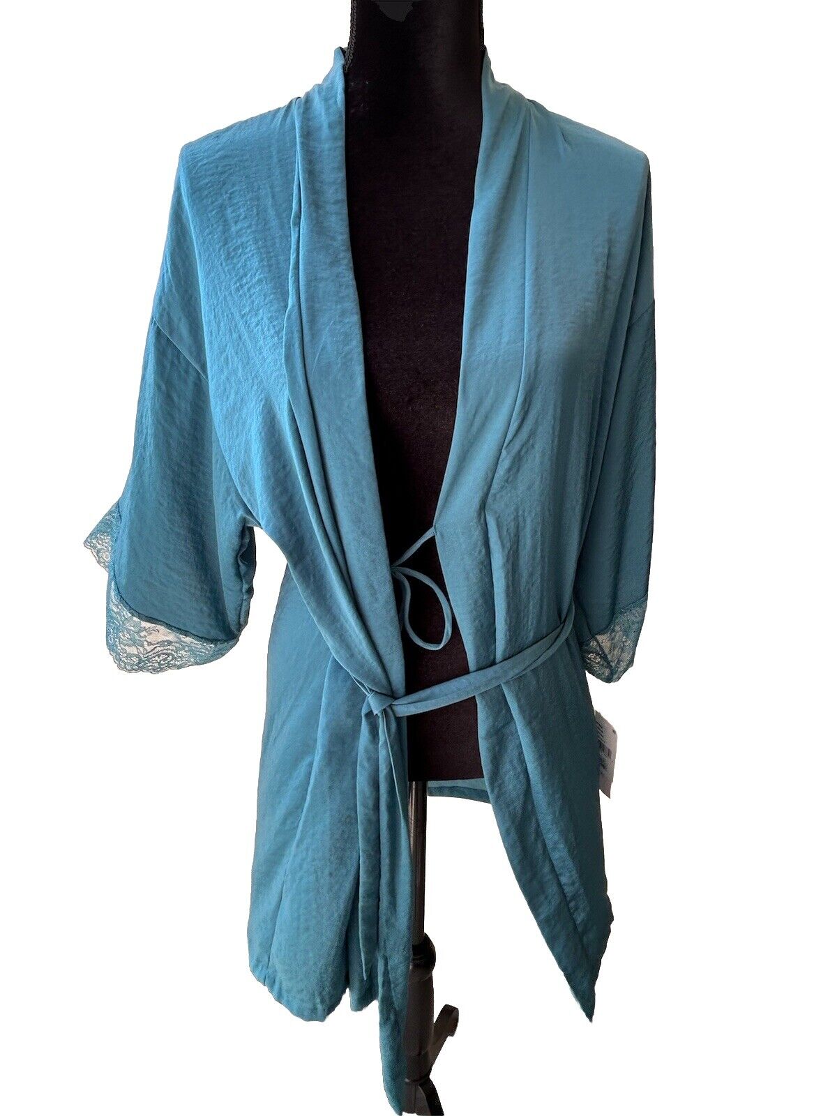 LINEA DONATELLA Intimates Turquoise Satin Lace-Trim Hammered Robe