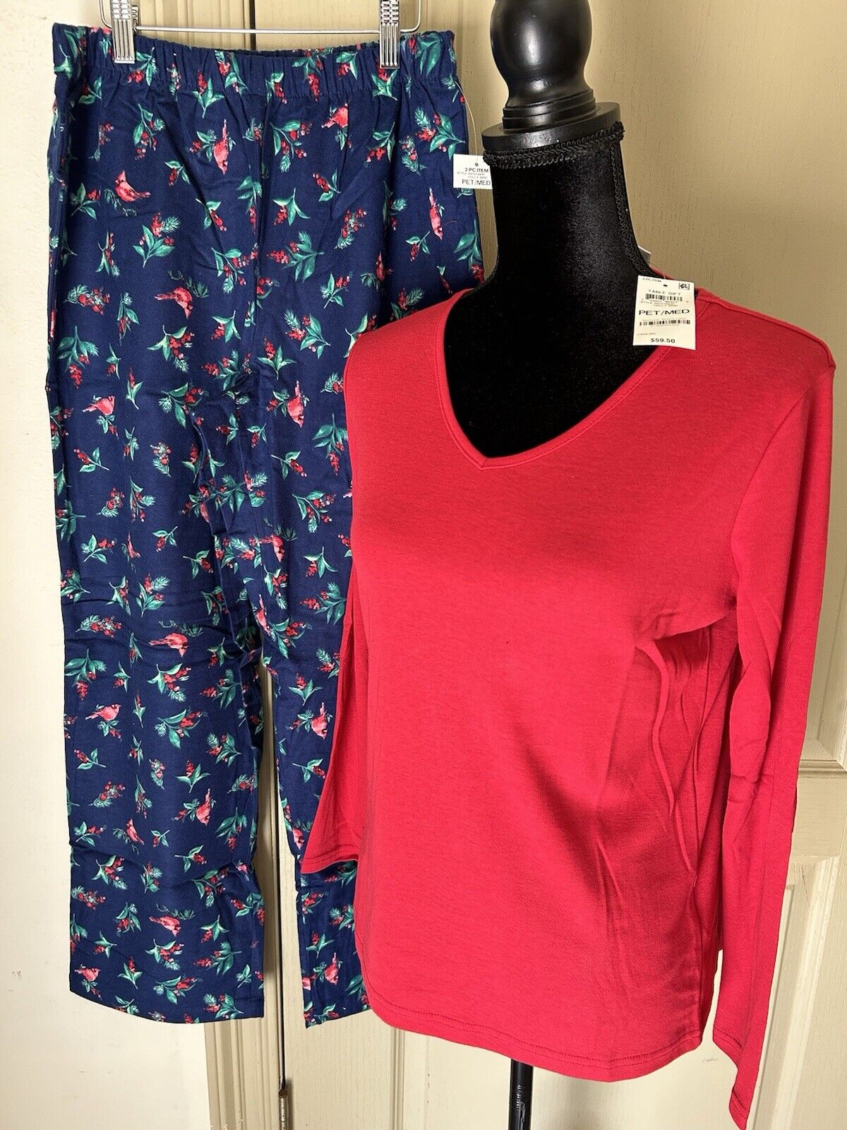 Charter Club Women’s 2 Piece Pajama Set Holly Bird Medium Red Blue