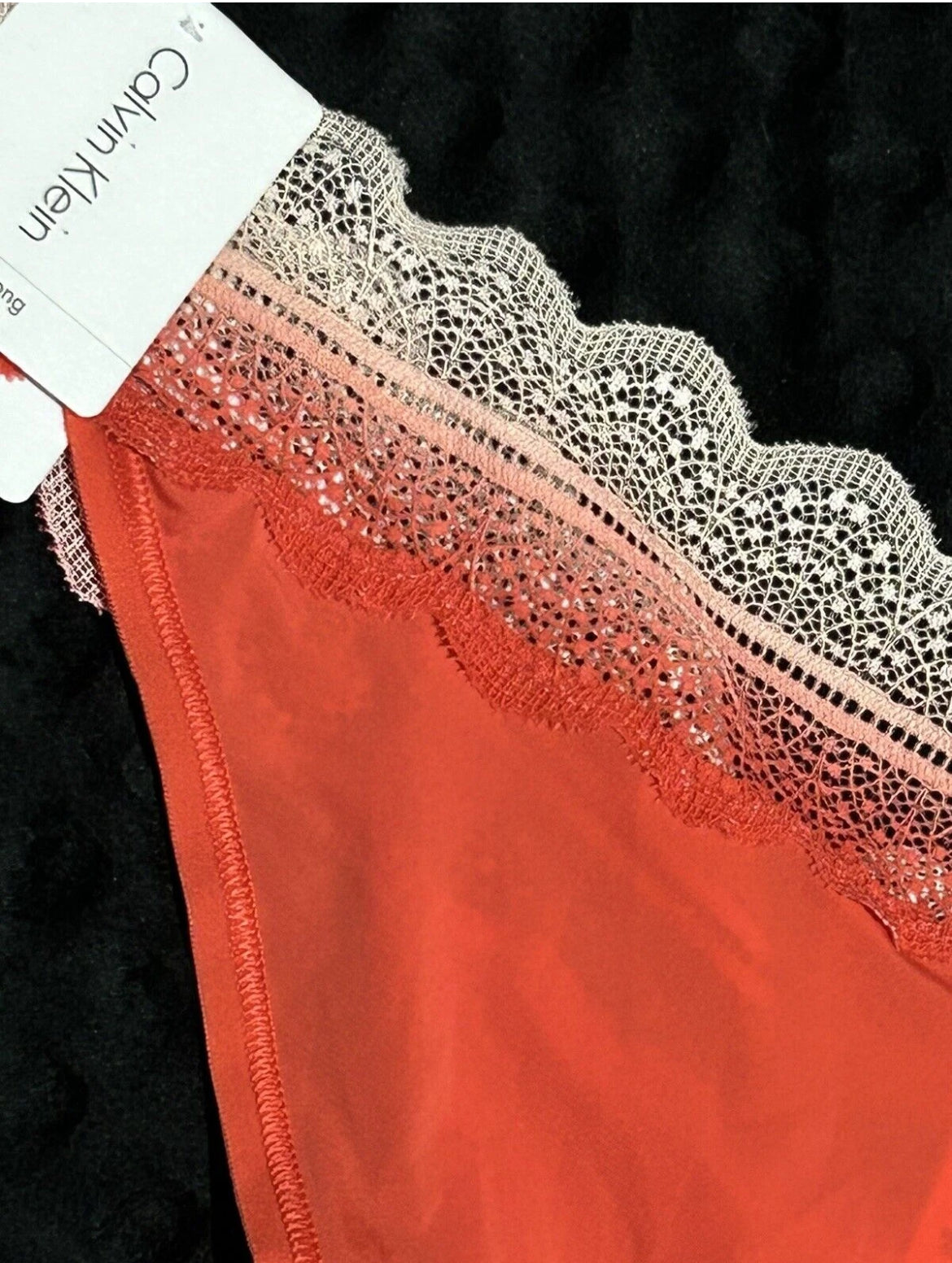 CALVIN KLEIN Micro Lace Waist Strawberry Shake Lt Pink Thong Panty